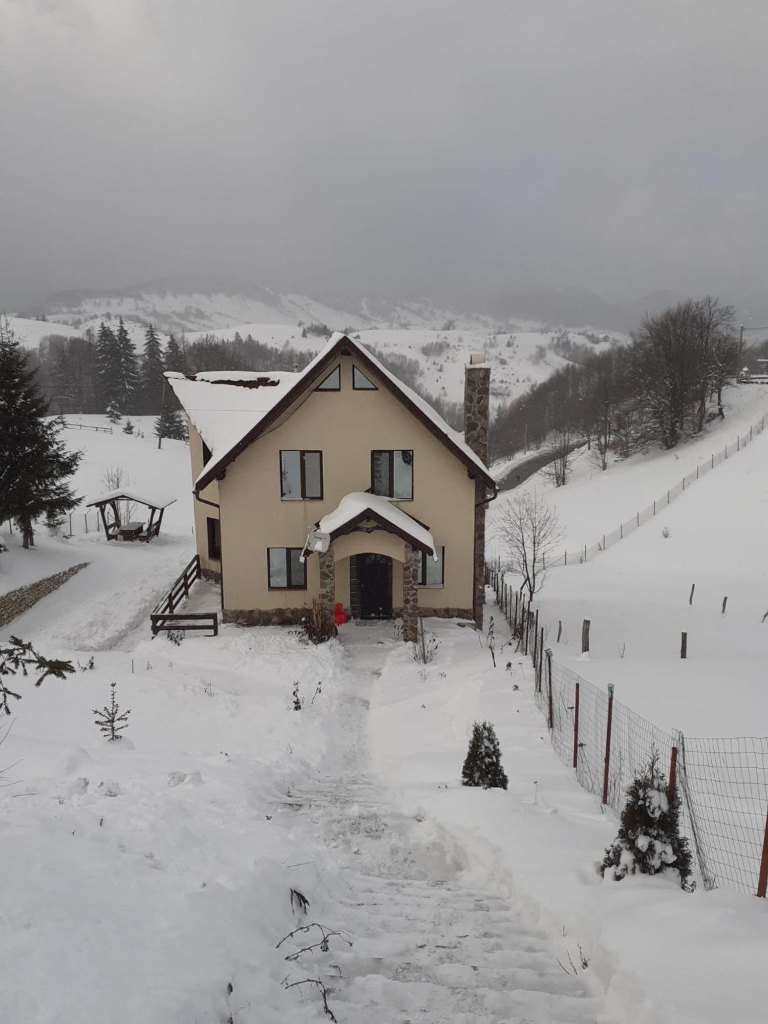 La Kaifas Villa Fundata Buitenkant foto